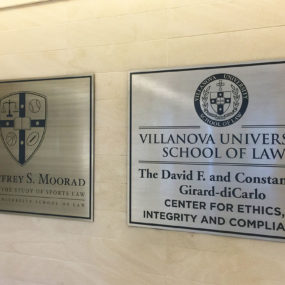 villanova_plaques1